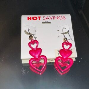 Vintage New‎ on card Vintage Fuchsia Pink Triple Heart Metal Drop Wire Earrings